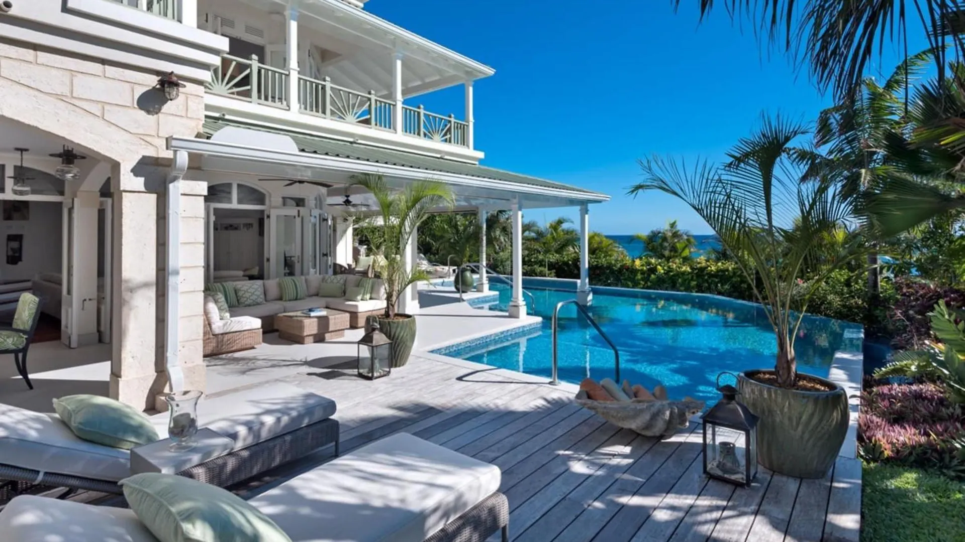Vila Hectors House Blue Sky Luxury Christ Church