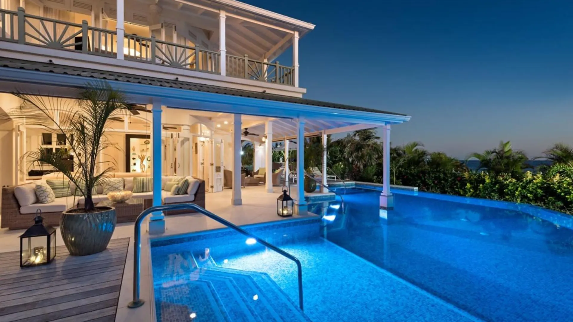 Vila Hectors House Blue Sky Luxury Christ Church